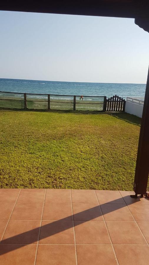 Panorama Beach House, 5 Meters To The Sea Перволия Экстерьер фото